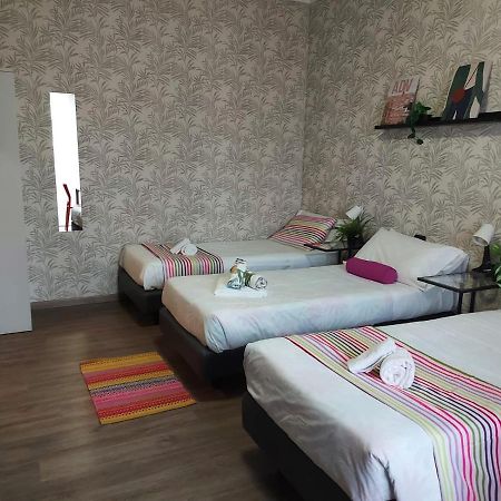 Bnbook Residence La Red Rho Bagian luar foto