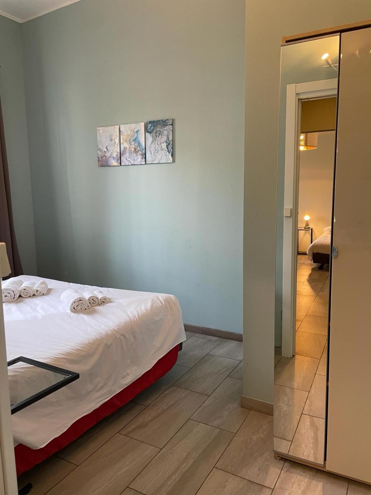 Bnbook Residence La Red Rho Bagian luar foto