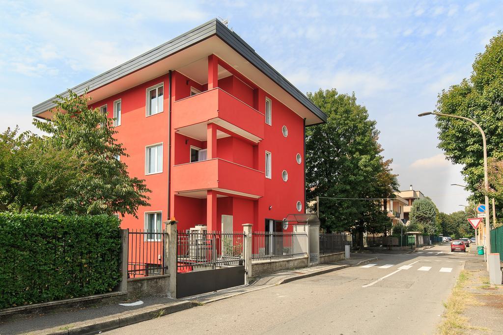 Bnbook Residence La Red Rho Bagian luar foto