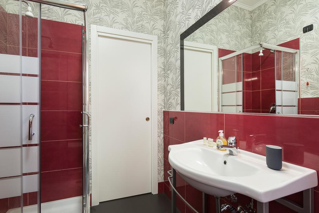 Bnbook Residence La Red Rho Bagian luar foto