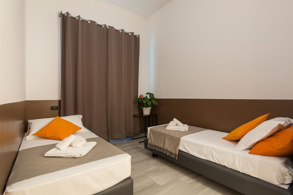 Bnbook Residence La Red Rho Bagian luar foto